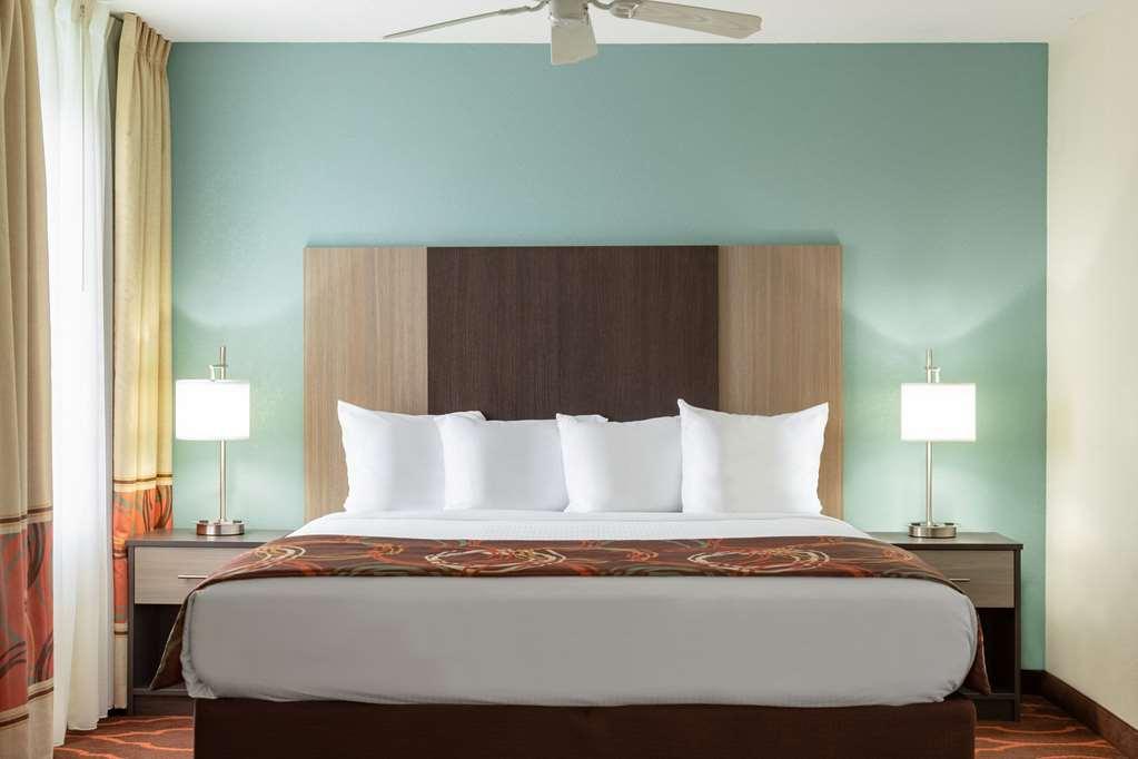 Baymont By Wyndham Grovetown Augusta Hotel Room photo